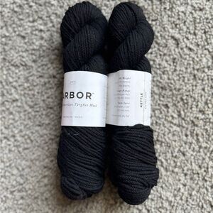 Brooklyn Tweed Arbor Yarn in Black (2 skeins)